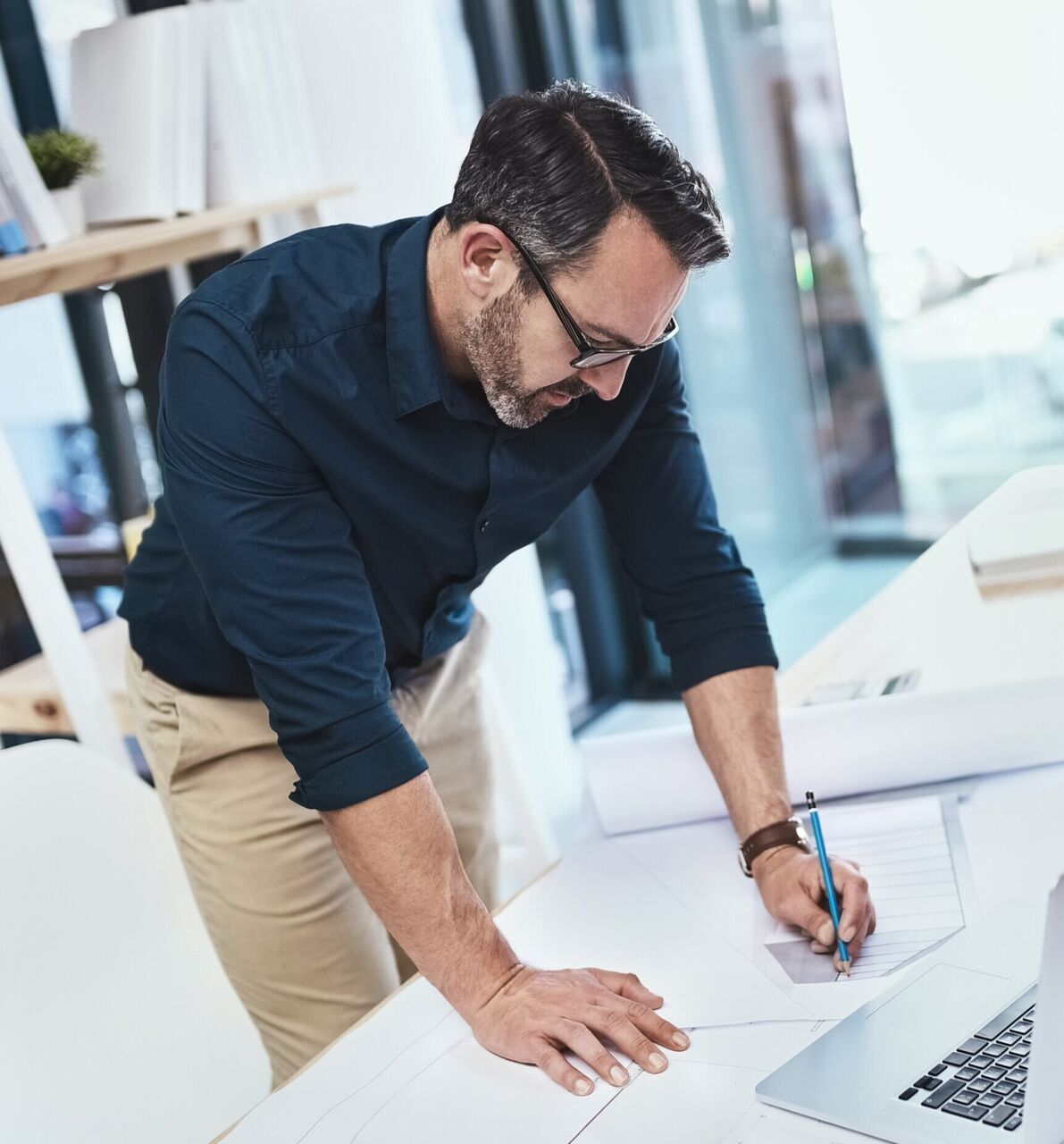 Shutterstock 2522855805